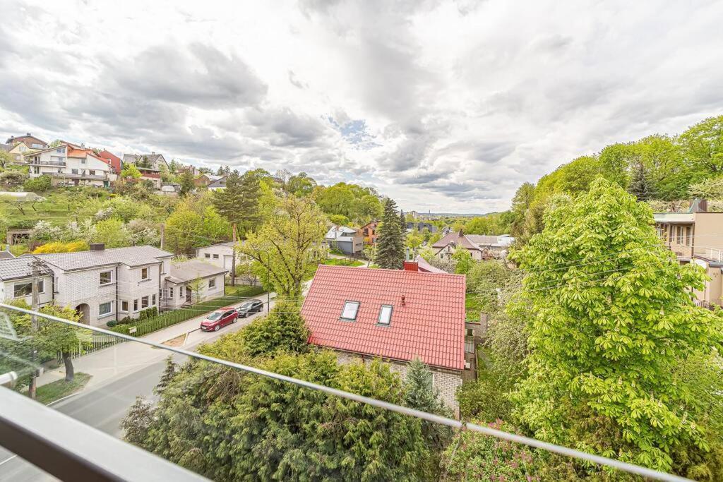 Sky Apartment With Free Parking And Balcony & Ac Kowno Zewnętrze zdjęcie