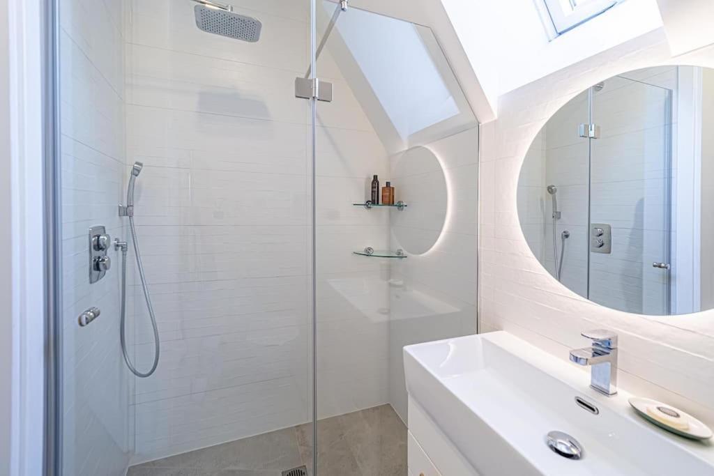Sky Apartment With Free Parking And Balcony & Ac Kowno Zewnętrze zdjęcie