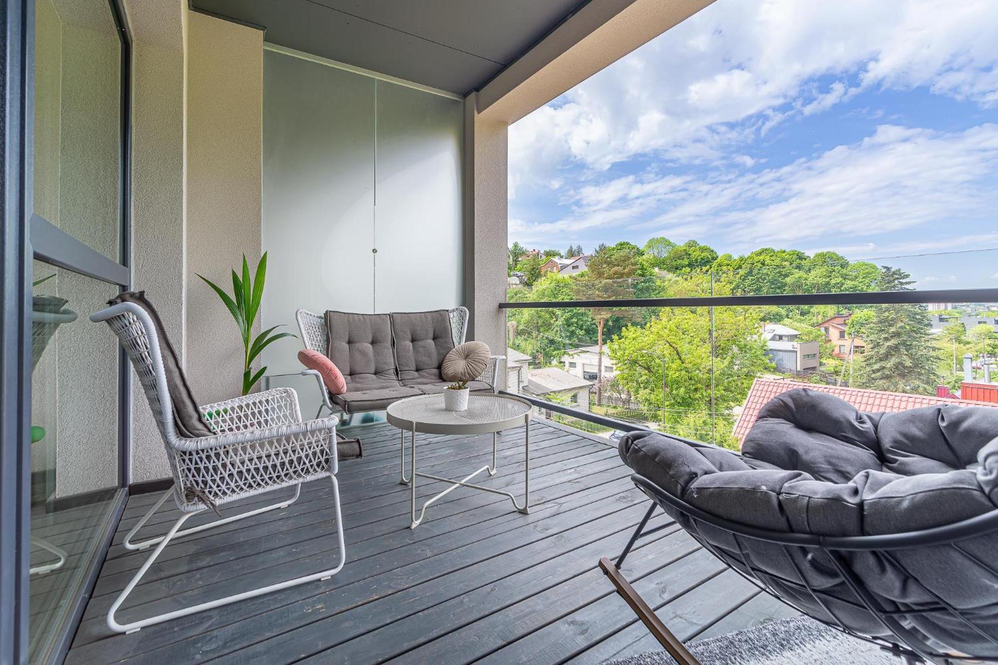 Sky Apartment With Free Parking And Balcony & Ac Kowno Zewnętrze zdjęcie
